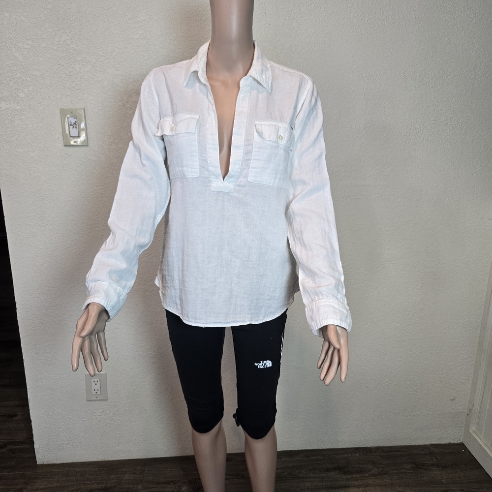 MOTHER White blouse 100 % Cotton Size Small Front Pockets Long Sleeve